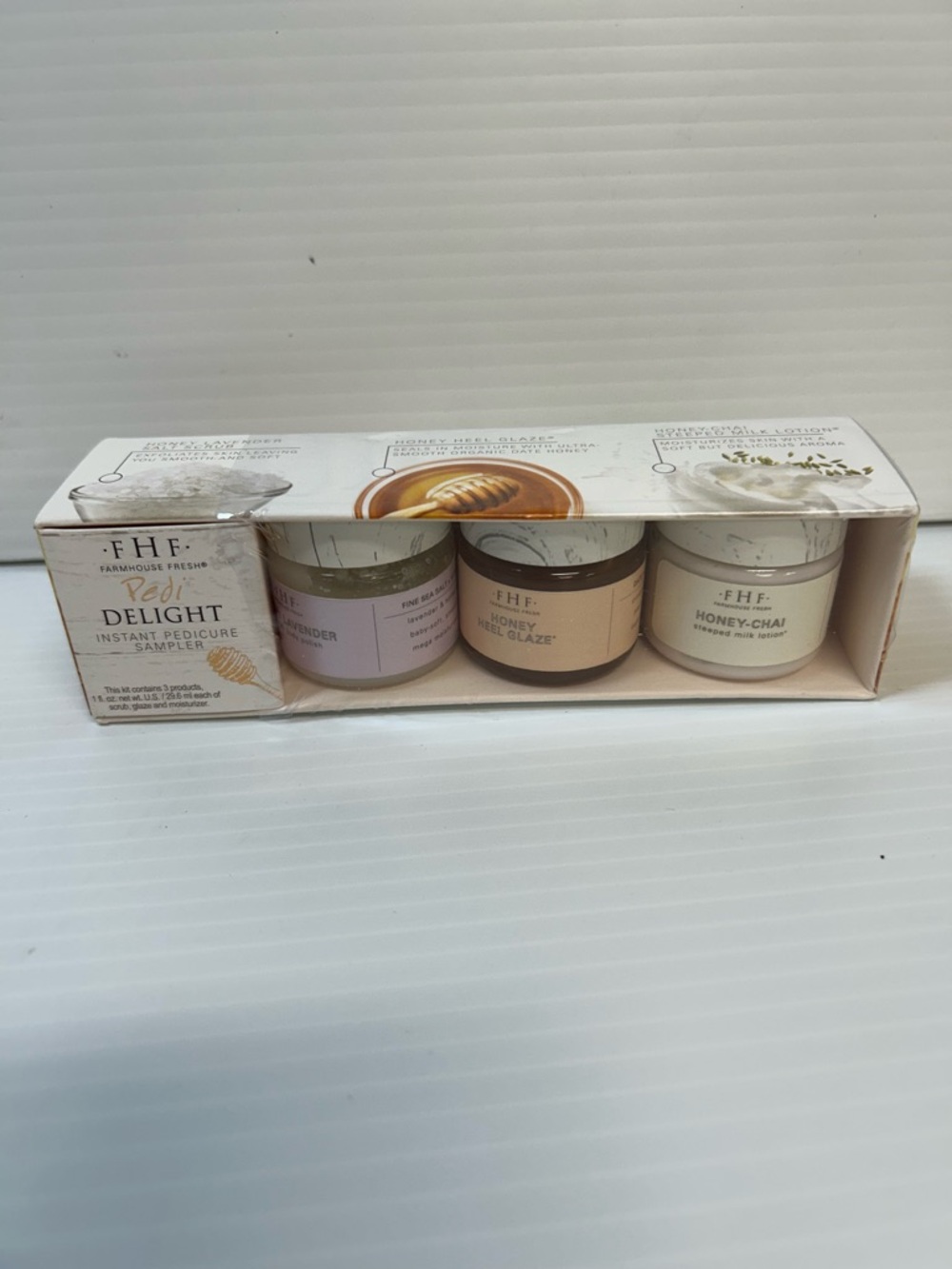 Farmhouse Fresh Pedi Delight Instant Pedicure Sampler  ~ 3 Products  NEW